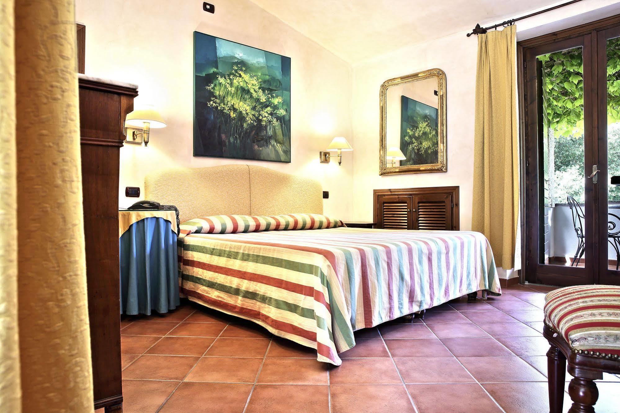 L'Agnata Di De Andre Boutique Hotel Tempio Pausania Ngoại thất bức ảnh